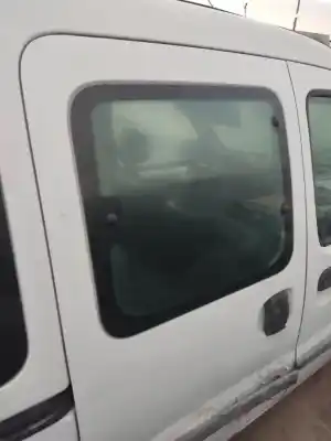 Автозапчастина б/у задне праве скло для RENAULT KANGOO I (F/KC0) K4M750 Посилання на OEM IAM   