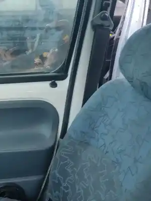 Автозапчасти б/у правый передний ремень безопасности за RENAULT KANGOO I (F/KC0) K4M750 ссылки OEM IAM   