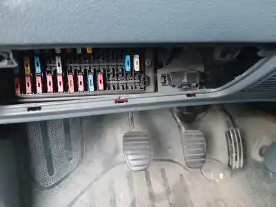 Автозапчастина б/у педаль зцеплення для RENAULT KANGOO I (F/KC0) K4M750 Посилання на OEM IAM   