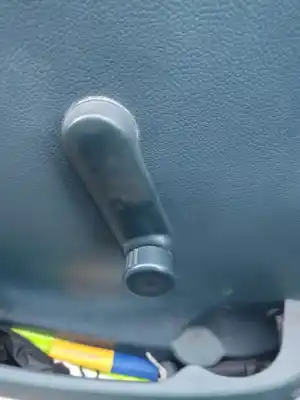 Автозапчастина б/у ручка передня права вікна для renault kangoo i (f/kc0) k4m750 посилання на oem iam 