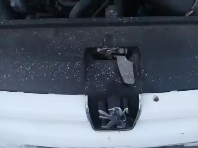 Second-hand car spare part bonnet lock for peugeot 307 (s1) rhsdw10ated oem iam references 