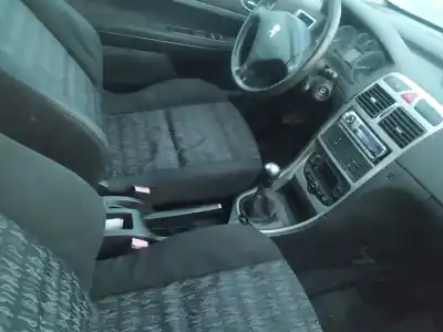 Second-hand car spare part center console for peugeot 307 (s1) rhsdw10ated oem iam references 