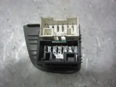 Pièce détachée automobile d'occasion COMMANDE DE LÈVE VITRE AVANT GAUCHE pour FIAT I DOBLÒ (119)  Références OEM IAM 735402415SX  