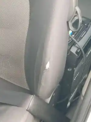 Автозапчастина б/у ліве передне сиділо для FIAT I DOBLÒ (119) 223A6000 Посилання на OEM IAM   