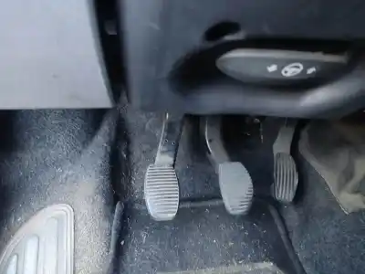 Автозапчасти б/у педаль сцепления за ford ka+ (cdu) 2373553 ссылки oem iam 