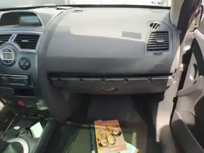 Автозапчасти б/у подушка безопасности передняя правая за RENAULT MEGANE II COUPE MEGANE II COUPE/CABRIO (2003 - 2009) ссылки OEM IAM   