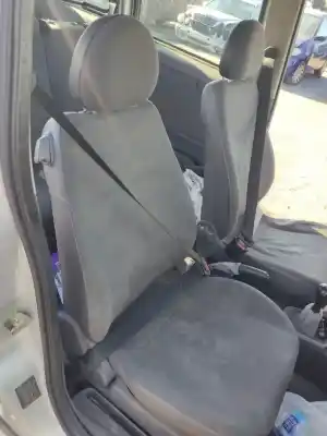 Автозапчастина б/у передній правий ремін безпеки для opel combo y17dtl посилання на oem iam 