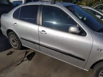 İkinci el araba yedek parçası arka sag kapi için seat toledo ii (1m2) 1.9 tdi oem iam referansları 