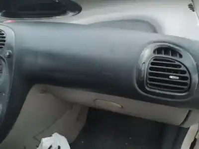 Автозапчасти б/у бардачок за ford ka+ (cdu) 2373553 ссылки oem iam 