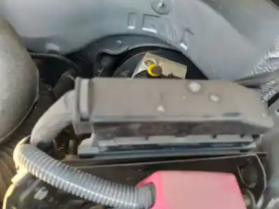 Автозапчастина б/у ебу контролер двигуна для renault clio ii fase ii (b/cb0) d7f720 посилання на oem iam 