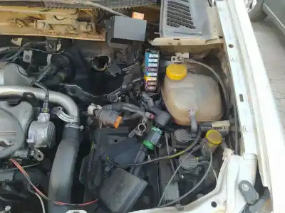 Pièce détachée automobile d'occasion BOÎTES À FUSIBLES pour OPEL ZAFIRA A MONOSPACE (T98)  Références OEM IAM   