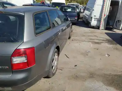 Автозапчастина б/у правий ліхтар для AUDI A4 AVANT (8E) A4 AVANT 8E Посилання на OEM IAM   