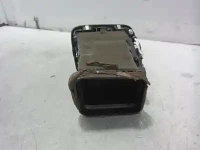 Автозапчастина б/у аераційна решіта для kia ceed (jd) 1.4 crdi 90 d4fc посилання на oem iam 97490a200  