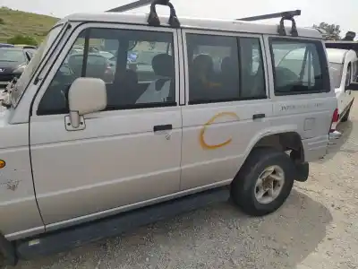 Автозапчасти б/у левая передняя наружная ручка за mitsubishi galloper (jk-01) 2.5 td intercooler ссылки oem iam 