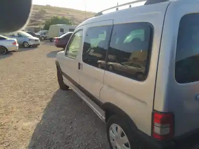 Автозапчастина б/у ліве задне скорівне скло для PEUGEOT PARTNER (S2) 9HXDV6ATED4 Посилання на OEM IAM   