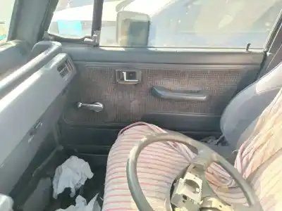 Автозапчасти б/у внутри передней правой ручки за mitsubishi montero (v20/v40) d/4d56 ссылки oem iam 