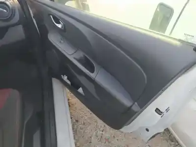 Автозапчастина б/у замок передній праві двері для renault clio iv d4f740 посилання на oem iam 