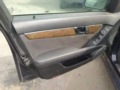 Автозапчасти б/у дверной фиксатор за MERCEDES-BENZ CLASE C (BM 204) BERLINA OM646811 ссылки OEM IAM   