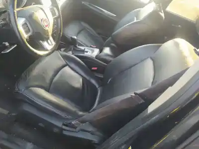 Автозапчастина б/у ліве передне сиділо для FIAT FREEMONT (345) Cross AWD 170 CV / 125 KW Посилання на OEM IAM   