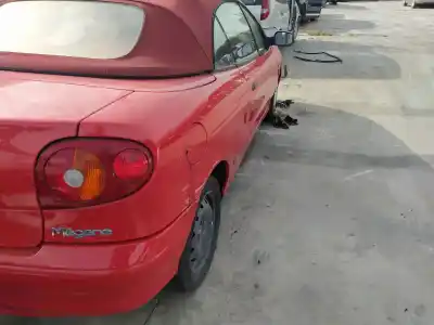 Автозапчасти б/у правый задний фонарь за renault megane i fase 2 cabriolet (ea...) f5r740 ссылки oem iam 