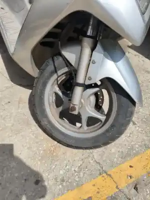 Автозапчасти б/у шина за honda fes /sh /ses /dylan /ps 125 4t ссылки oem iam 