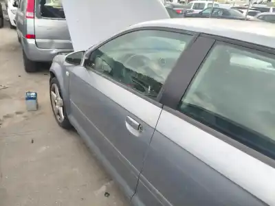 Автозапчасти б/у левая передняя дверь за audi a3 (8p1) 2.0 fsi ссылки oem iam 