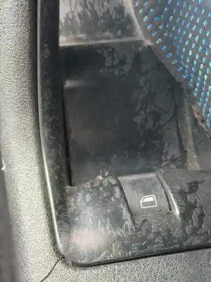 Автозапчасти б/у ВЫКЛЮЧАТЕЛЬ ПЕРЕДНЕГО ПРАВОГО ОКНА за AUDI A3 (8P1)  ссылки OEM IAM   