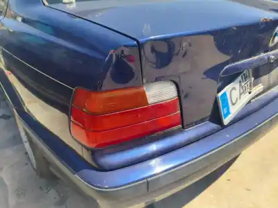 Pièce détachée automobile d'occasion feu arrière gauche pour bmw serie 3 berlina (e36) 1.8 16v cat références oem iam 