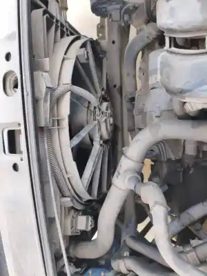 Recambio de automóvil de segunda mano de Electroventilador para RENAULT CLIO II FASE I (B/CB0) F4R 736 referencias OEM IAM   