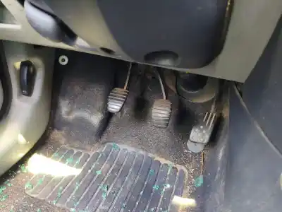 Автозапчасти б/у педаль тормоза за renault clio ii fase ii (b/cb0) df7g7 ссылки oem iam 
