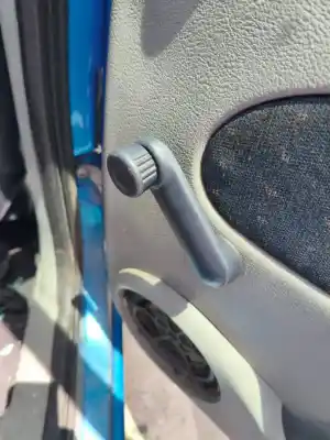 Автозапчасти б/у ручка заднего правого окна за renault clio ii fase ii (b/cb0) df7g7 ссылки oem iam 