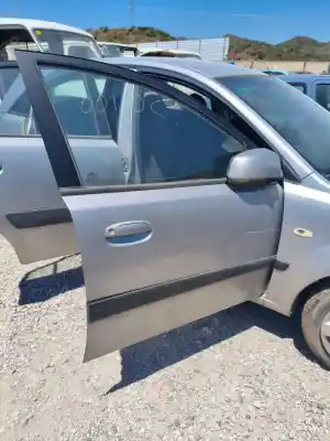Автозапчасти б/у дверь передняя правая за kia rio (jb) d4fa ссылки oem iam 