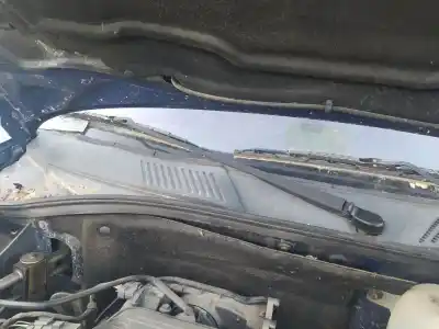 Second-hand car spare part FRONT RIGHT WINDSHIELD WIPER ARM for RENAULT CLIO II FASE II (B/CB0)  OEM IAM references   
