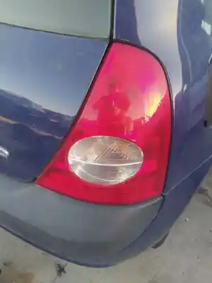 Автозапчастина б/у правий ліхтар для renault clio ii fase ii (b/cb0) df7g7 посилання на oem iam 
