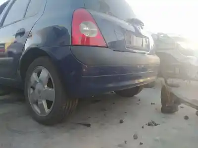 Автозапчастина б/у задній бампер для renault clio ii fase ii (b/cb0) df7g7 посилання на oem iam   
