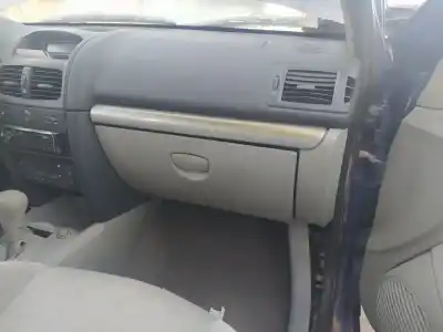 Автозапчастина б/у бардачок для renault clio ii fase ii (b/cb0) df7g7 посилання на oem iam 