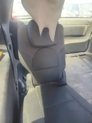 Автозапчастина б/у задній правий ремін безпеки для chrysler voyager iv (rg, rs) 2.8 crd посилання на oem iam 