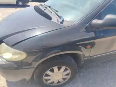 Автозапчастина б/у передне ліве крило для chrysler voyager iv (rg, rs) 2.8 crd посилання на oem iam 