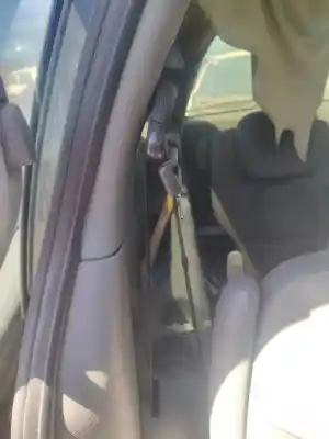 Автозапчастина б/у передній правий ремін безпеки для chrysler voyager iv (rg, rs) 2.8 crd посилання на oem iam 