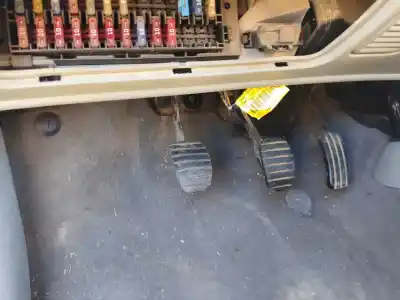 İkinci el araba yedek parçası Fren Pedali için RENAULT KANGOO I (F/KC0) K9K704 OEM IAM referansları   