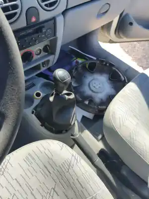 Pezzo di ricambio per auto di seconda mano Riduttore per RENAULT KANGOO I (F/KC0) K9K704 Riferimenti OEM IAM   