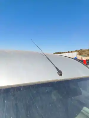 Pièce détachée automobile d'occasion Antenne pour RENAULT KANGOO (F/KC0) K9K704 Références OEM IAM   