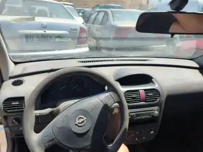 Peça sobressalente para automóvel em segunda mão Tablier por OPEL CORSA C G-Z12XE Referências OEM IAM   
