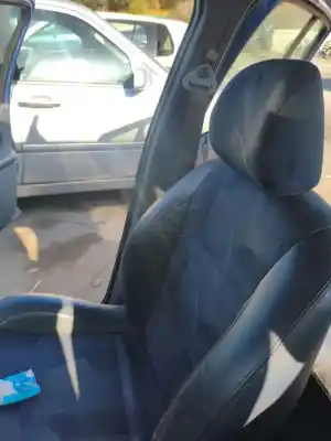 Автозапчасти б/у правый передний ремень безопасности за renault clio ii fase ii (b/cb0) k4j712 ссылки oem iam 