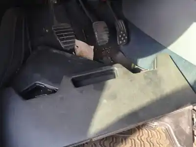 Автозапчасти б/у педаль сцепления за renault clio ii fase ii (b/cb0) k4j712 ссылки oem iam 