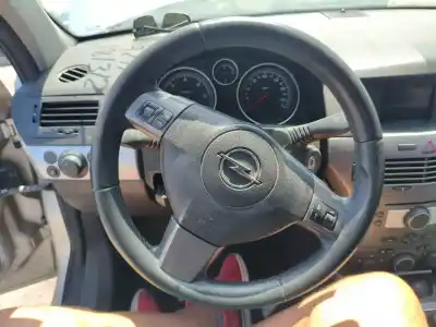Gebrauchtes Autoersatzteil Lenkrad zum OPEL ASTRA H BERLINA D-Z17DTH OEM-IAM-Referenzen   