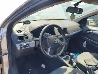 Recambio de automóvil de segunda mano de SALPICADERO para OPEL ASTRA H BERLINA D-Z17DTH referencias OEM IAM   