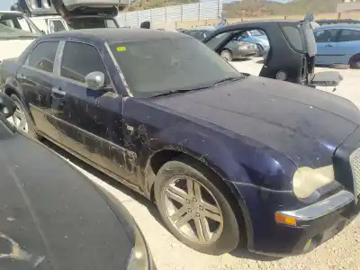 Автозапчасти б/у правая противотуманная фара за chrysler 300c (le/lx) m664 ссылки oem iam 