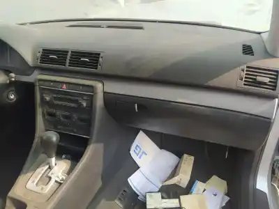 İkinci el araba yedek parçası Uyari için AUDI A4 B7 (8EC) 2.0 TDI 16V OEM IAM referansları   