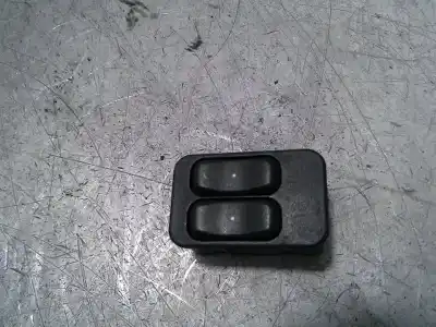 Second-hand car spare part Left Front Power Window Switch for OPEL MERIVA A MONOSPACE (X03) 1.7 DTI (E75) OEM IAM references 13363202  